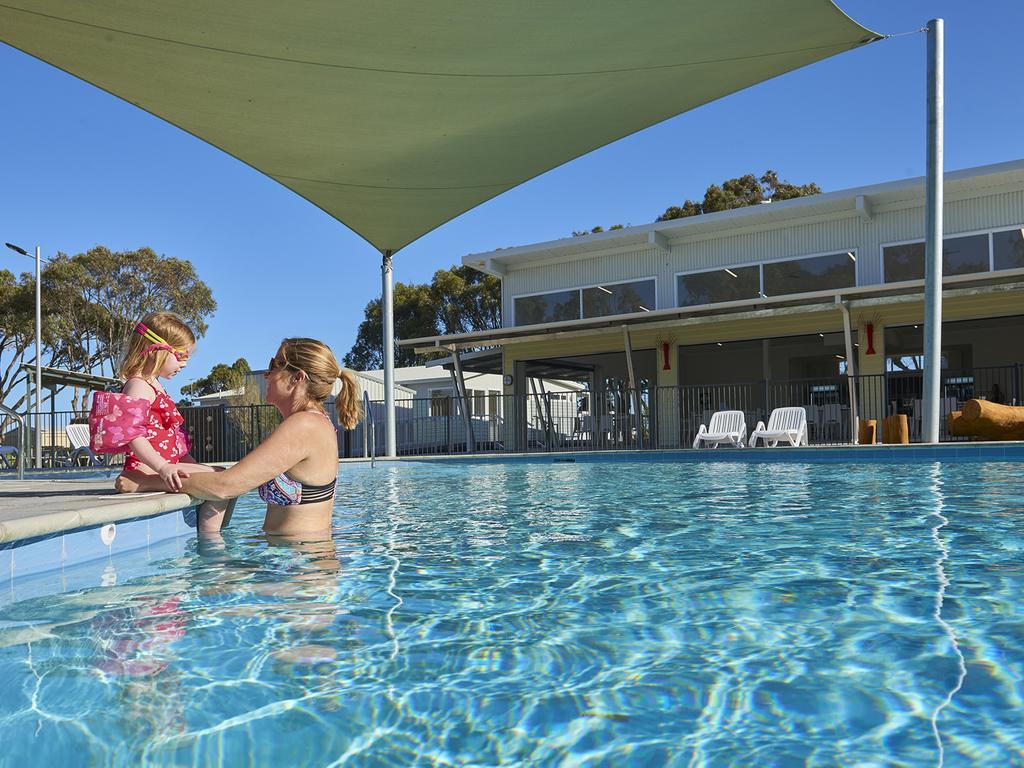 Rac Cervantes Holiday Park Exterior photo